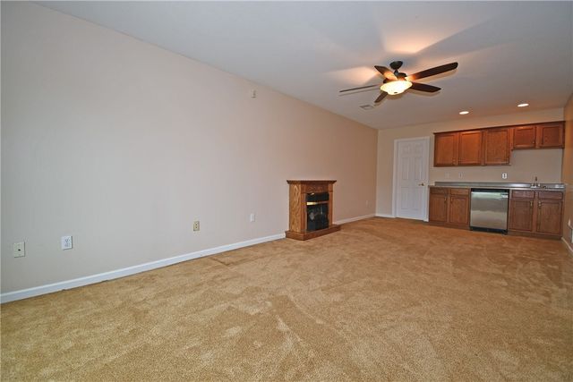 9503 Sundance Dr, South Fayette, PA 15017