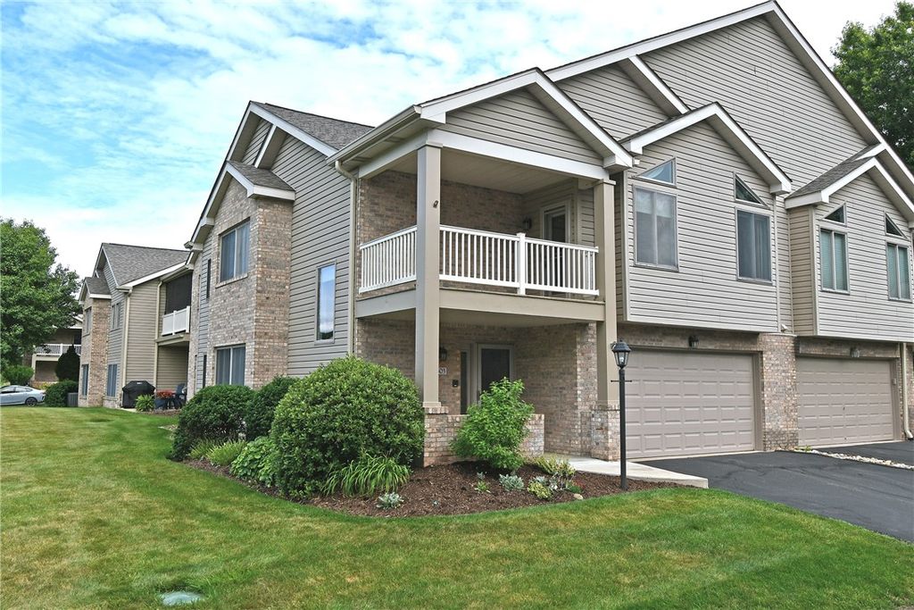 9503 Sundance Dr, South Fayette, PA 15017