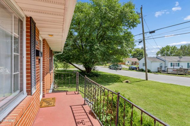318 Clark Street, Johnson City, TN 37604