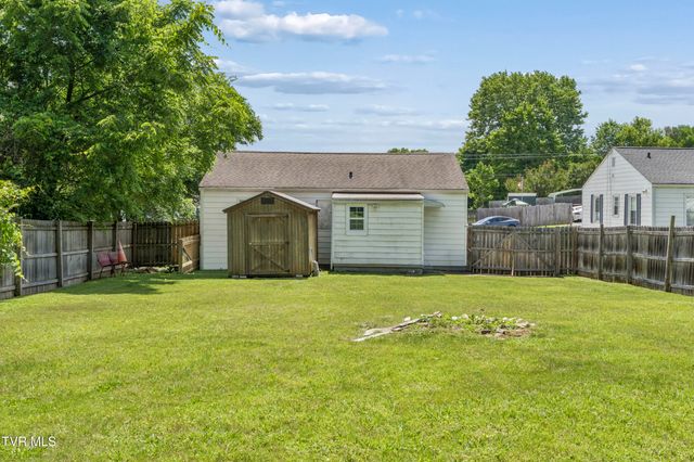 318 Clark Street, Johnson City, TN 37604
