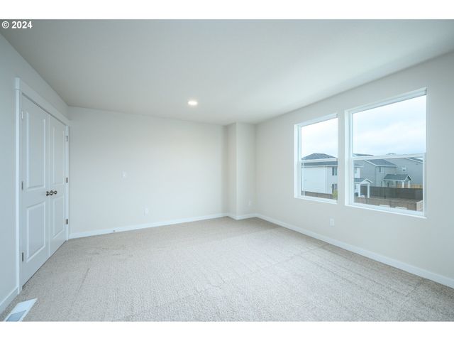 1340 S 32nd Ave Lot 758, Cornelius, OR 97113