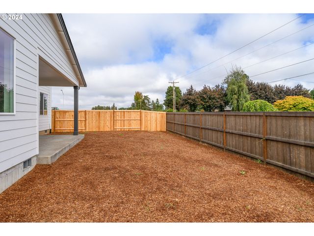 1340 S 32nd Ave Lot 758, Cornelius, OR 97113