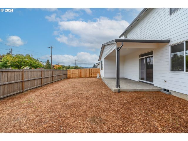 1340 S 32nd Ave Lot 758, Cornelius, OR 97113