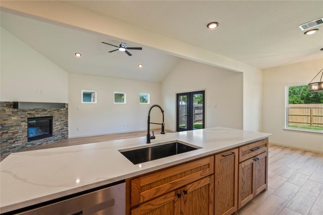 15226 Water Oak Way, Santa Fe, TX 77517