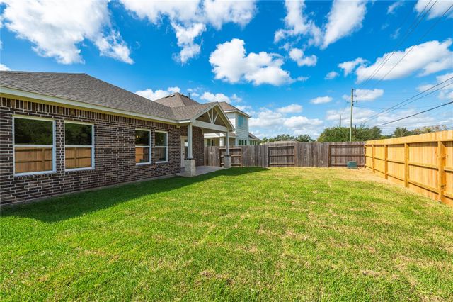 15226 Water Oak Way, Santa Fe, TX 77517