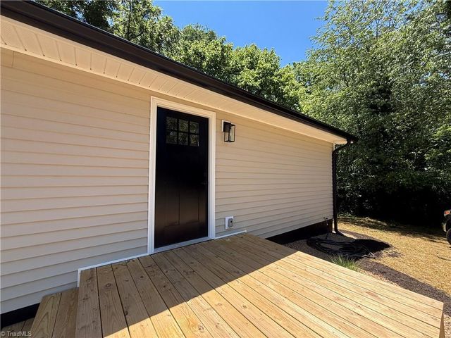 245 Friendly Grove Church Road, Millers Creek, NC 28651
