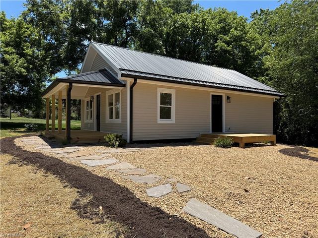 245 Friendly Grove Church Road, Millers Creek, NC 28651