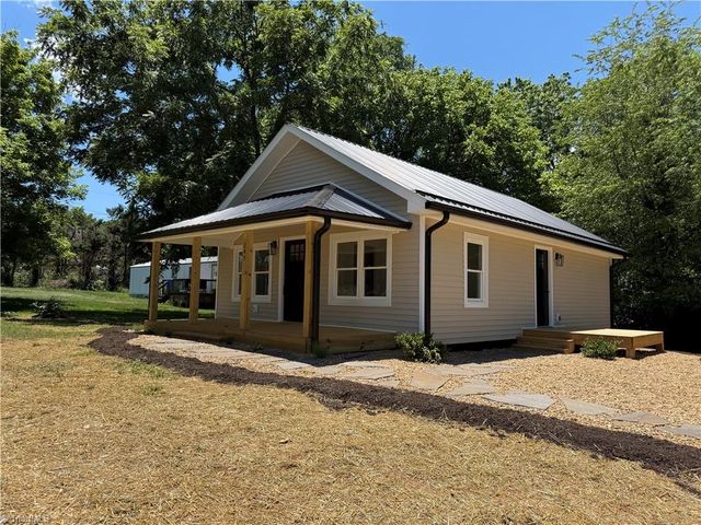 245 Friendly Grove Church Road, Millers Creek, NC 28651