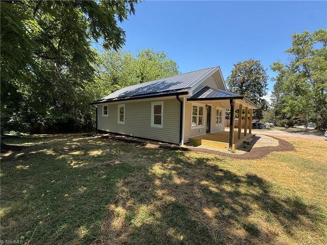 245 Friendly Grove Church Road, Millers Creek, NC 28651