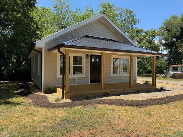 245 Friendly Grove Church Road, Millers Creek, NC 28651