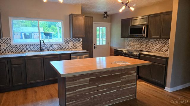 2313 St Rt 131, Stonelick Twp, OH 45122