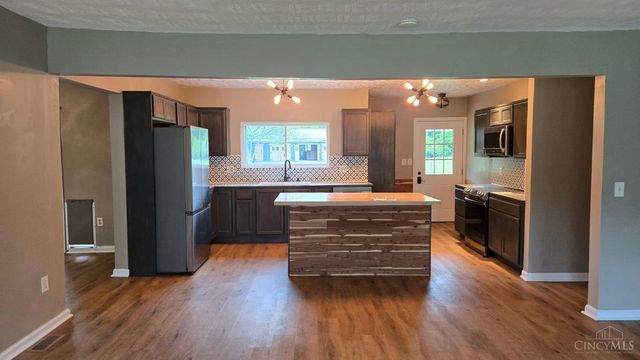 2313 St Rt 131, Stonelick Twp, OH 45122
