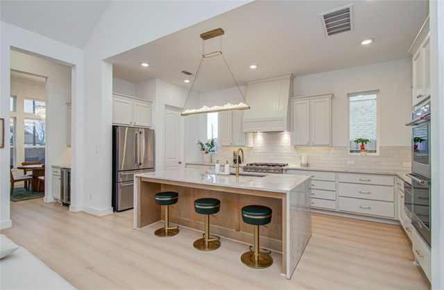 1310 Timber Shores Drive, Missouri City, TX 77459