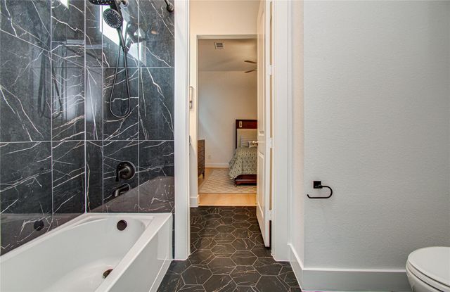 1310 Timber Shores Drive, Missouri City, TX 77459