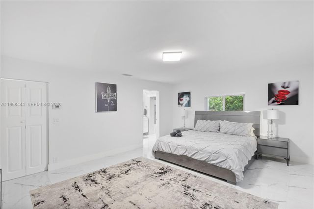 1247 Jackson St, Hollywood, FL 33019