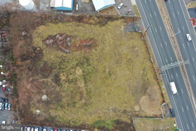 3120 ROUTE 73 N, Maple Shade, NJ 08052