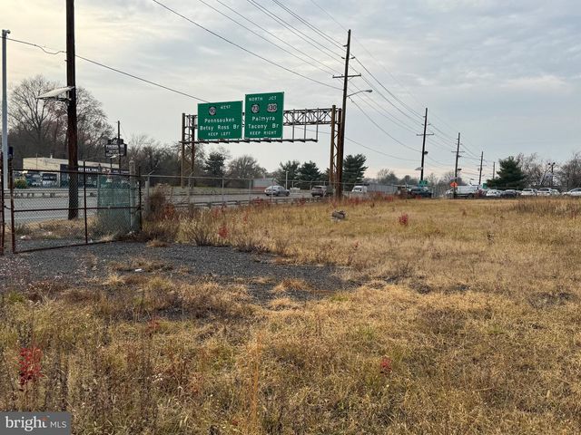 3120 ROUTE 73 N, Maple Shade, NJ 08052