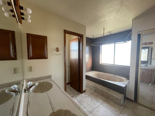 6511 AMPOSTA Drive, El Paso, TX 79912