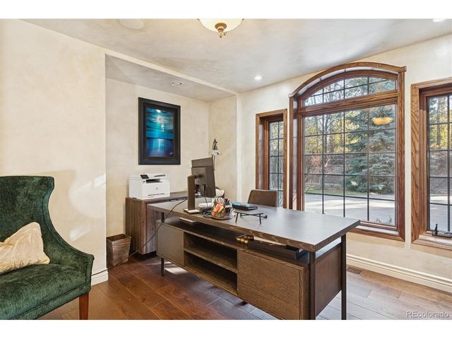 42 Sunset Dr, Englewood, CO 80113