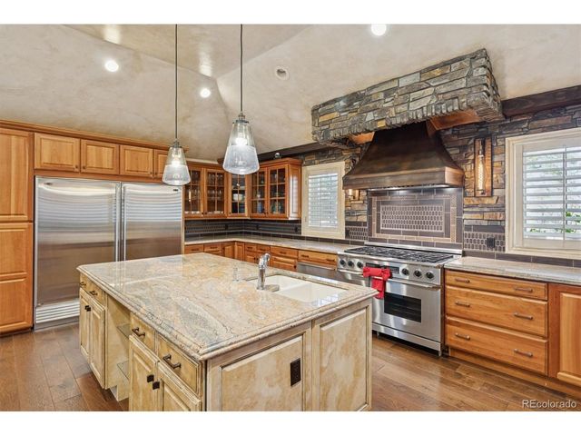 42 Sunset Dr, Englewood, CO 80113