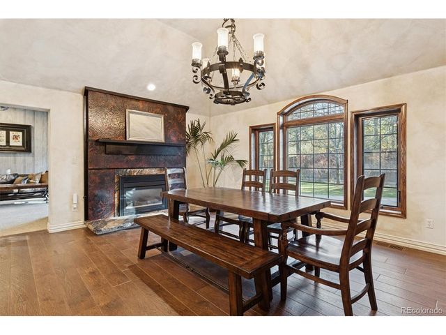 42 Sunset Dr, Englewood, CO 80113