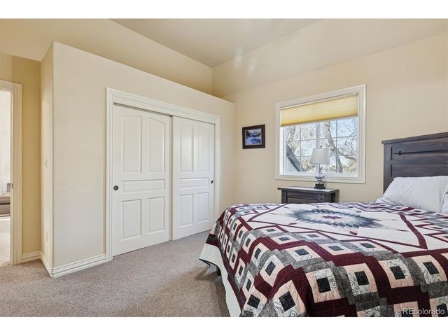 42 Sunset Dr, Englewood, CO 80113
