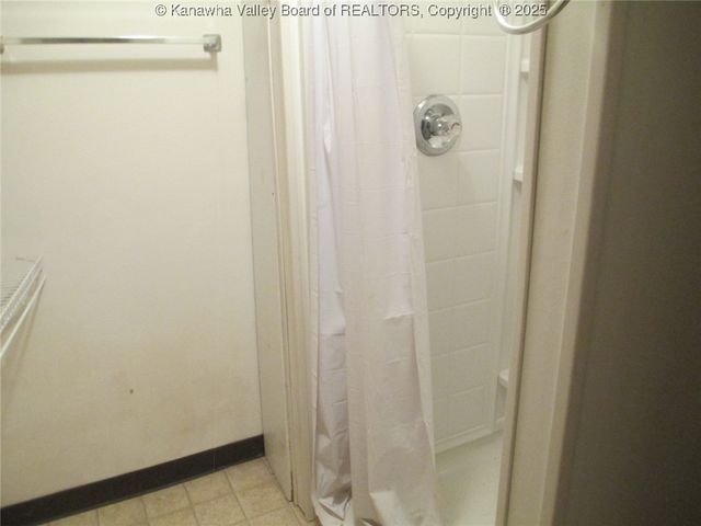 822 Chappell Road, Charleston, WV 25304