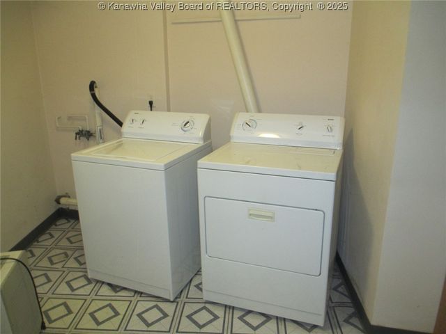 822 Chappell Road, Charleston, WV 25304