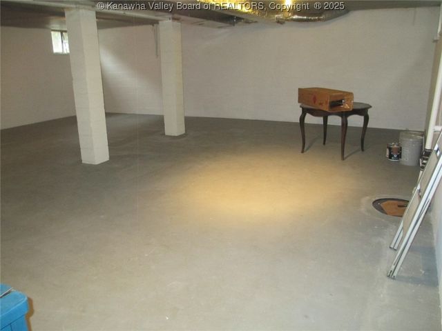 822 Chappell Road, Charleston, WV 25304