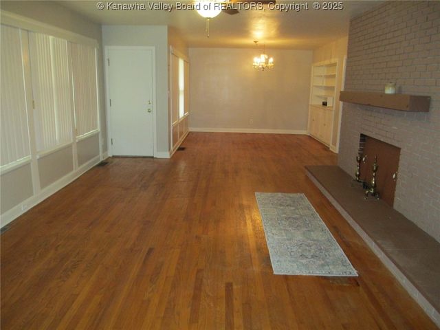 822 Chappell Road, Charleston, WV 25304