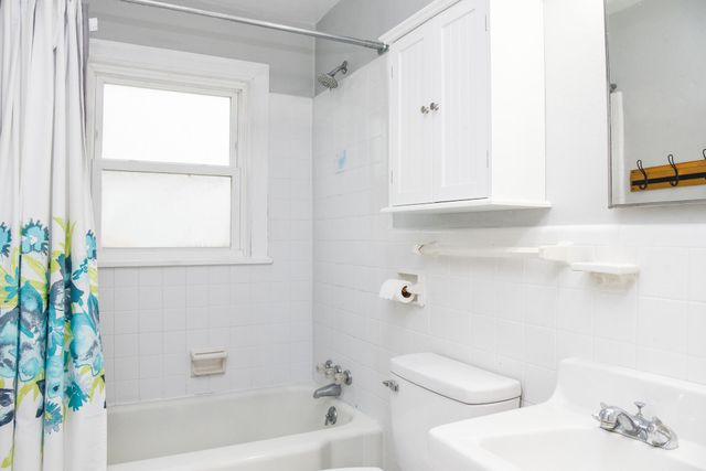 2427 Ravenwood AVE, Roanoke, VA 24012