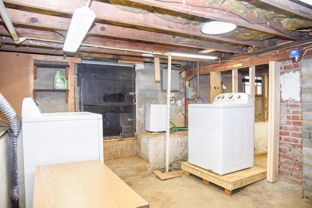 2427 Ravenwood AVE, Roanoke, VA 24012