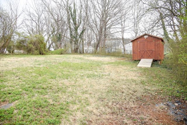 2427 Ravenwood AVE, Roanoke, VA 24012