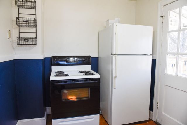 2427 Ravenwood AVE, Roanoke, VA 24012