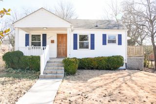 2427 Ravenwood AVE, Roanoke, VA 24012