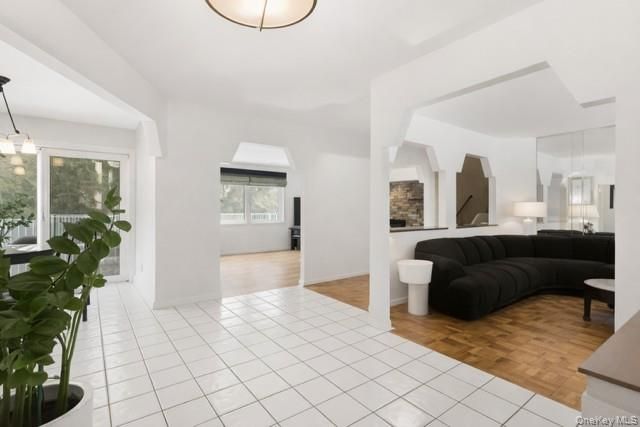 890 Thompson Drive, Bay Shore, NY 11706