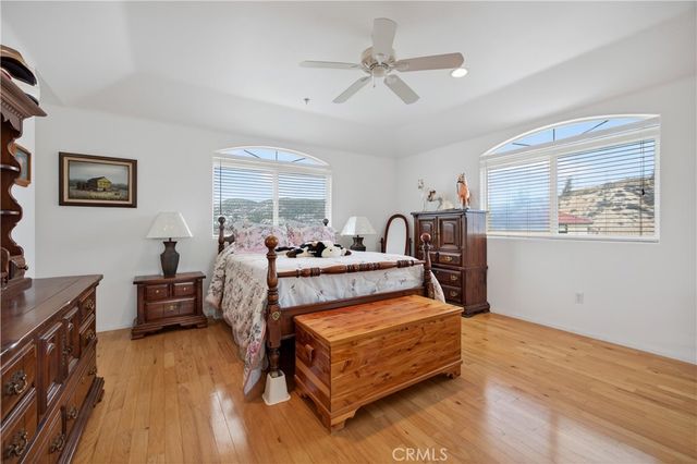 29499 Hwy 33, Maricopa, CA 93252