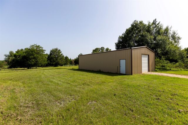 1504 County Road 459, Thorndale, TX 76577