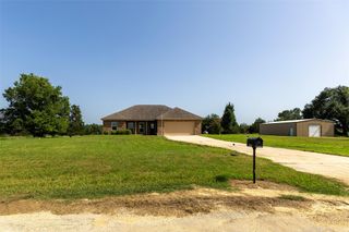 1504 County Road 459, Thorndale, TX 76577