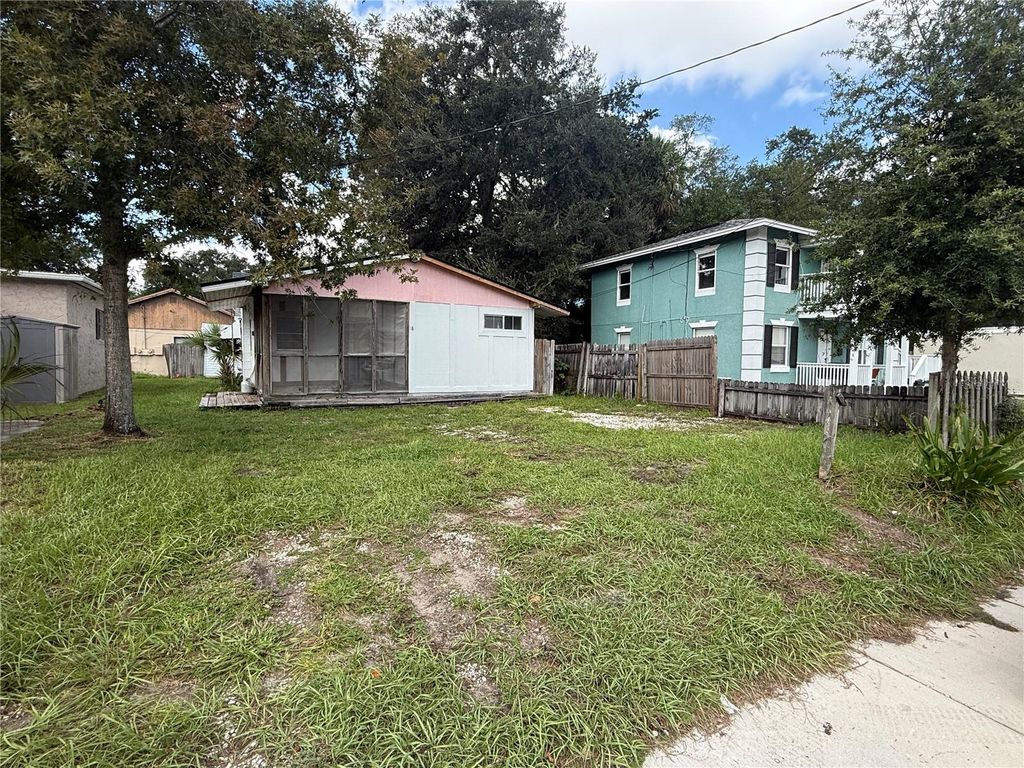 Image 1 of property listing at 18 S PRIMROSE DRIVE, Orlando, FL 32803