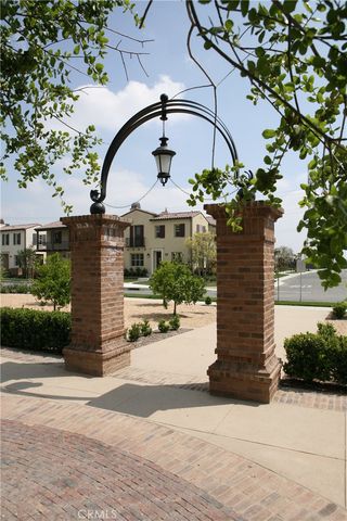 3984 E. OAKWOOD AVE., Ontario, CA 91761