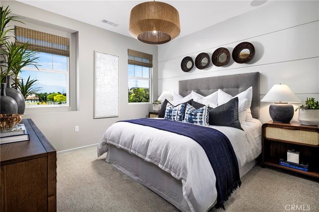 3984 E. OAKWOOD AVE., Ontario, CA 91761