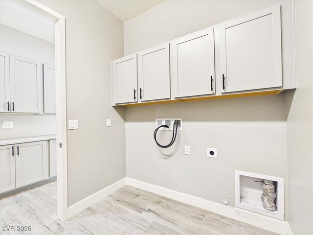 4772 South East Argent Hills Avenue, Pahrump, NV 89061