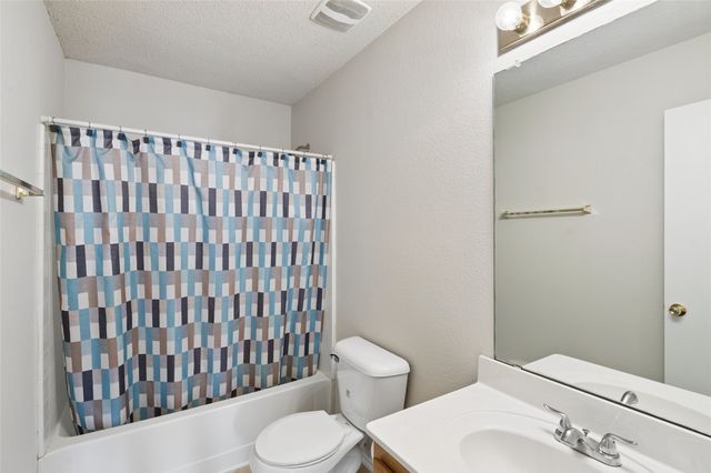 144 Jefferson Drive, Venus, TX 76084