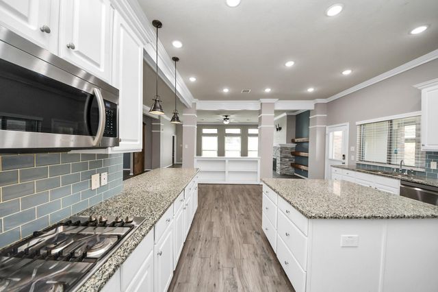 2009 Amado Lane, League City, TX 77573