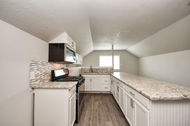 2009 Amado Lane, League City, TX 77573