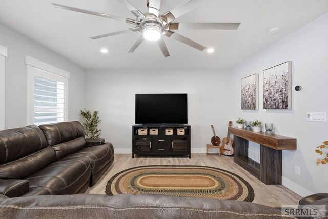 1938 Bennington Court, Idaho Falls, ID 83404