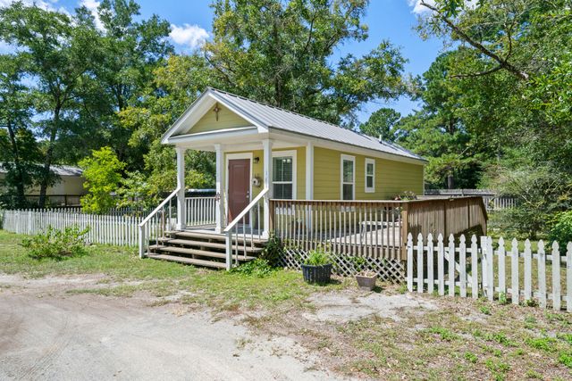 161 Caswell Branch Road, Freeport, FL 32439