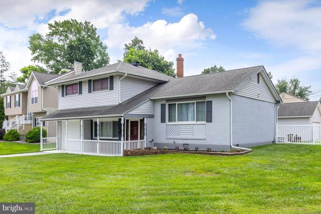 160 E BROAD ST, Gibbstown, NJ 08027