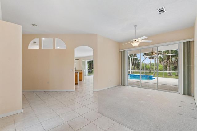718 PLANTERS MANOR WAY, Bradenton, FL 34212